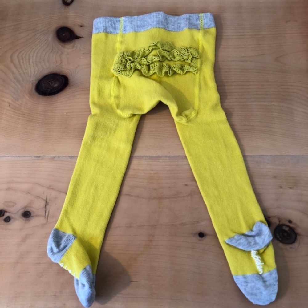 New Without Tags 3-6m Baby Boden yellow ruffled tights